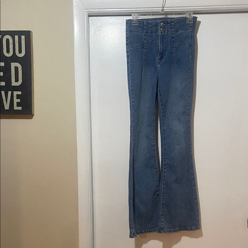 Simple society, high-rise flare jeans, size 5/27